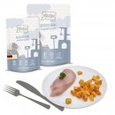 Mjamjam Katzen Nassfutter delikates Huhn an ged&auml;mpftem K&uuml;rbis